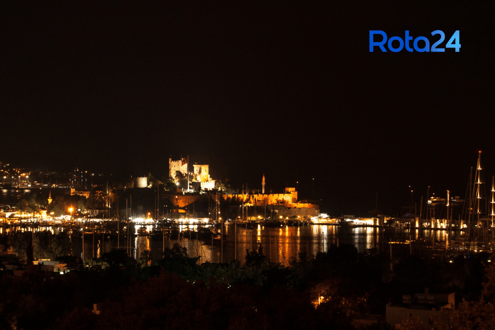 Bodrum Barlar Sokağı Gece Görüntüsü