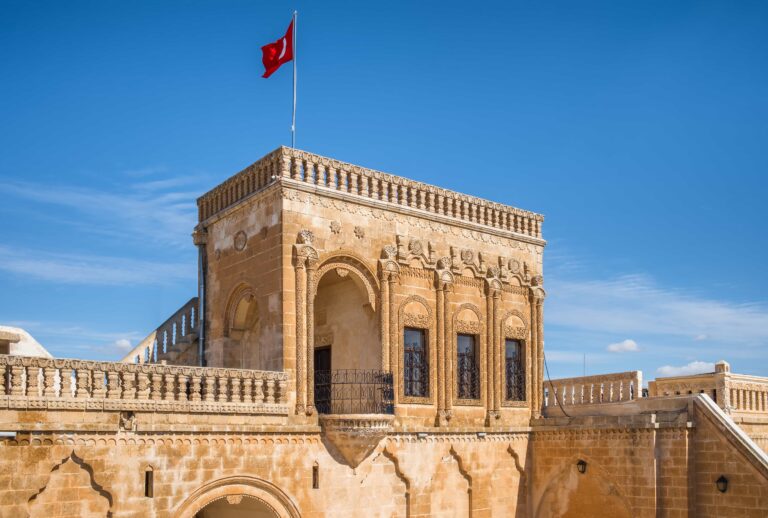 Mardin Midyat’ta Gezilecek Yerler