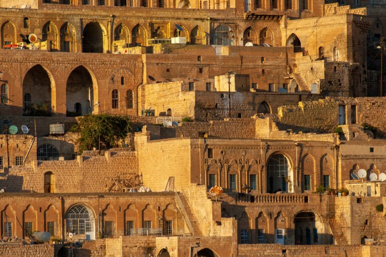 Mardin Midyat’ta Gezilecek Yerler
